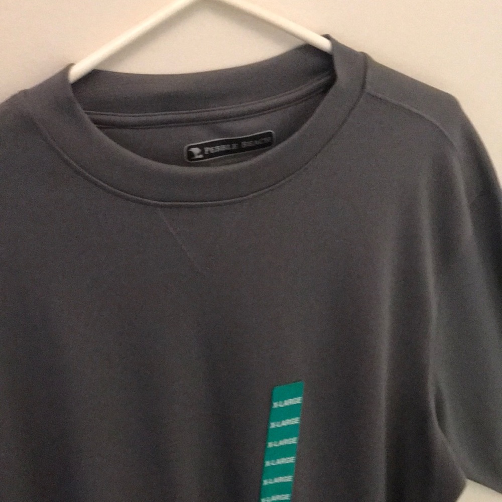PEBBLE BEACH PERFORMANCE MENS CREW NECK GOLF SHIRT, new with tag, never worn
